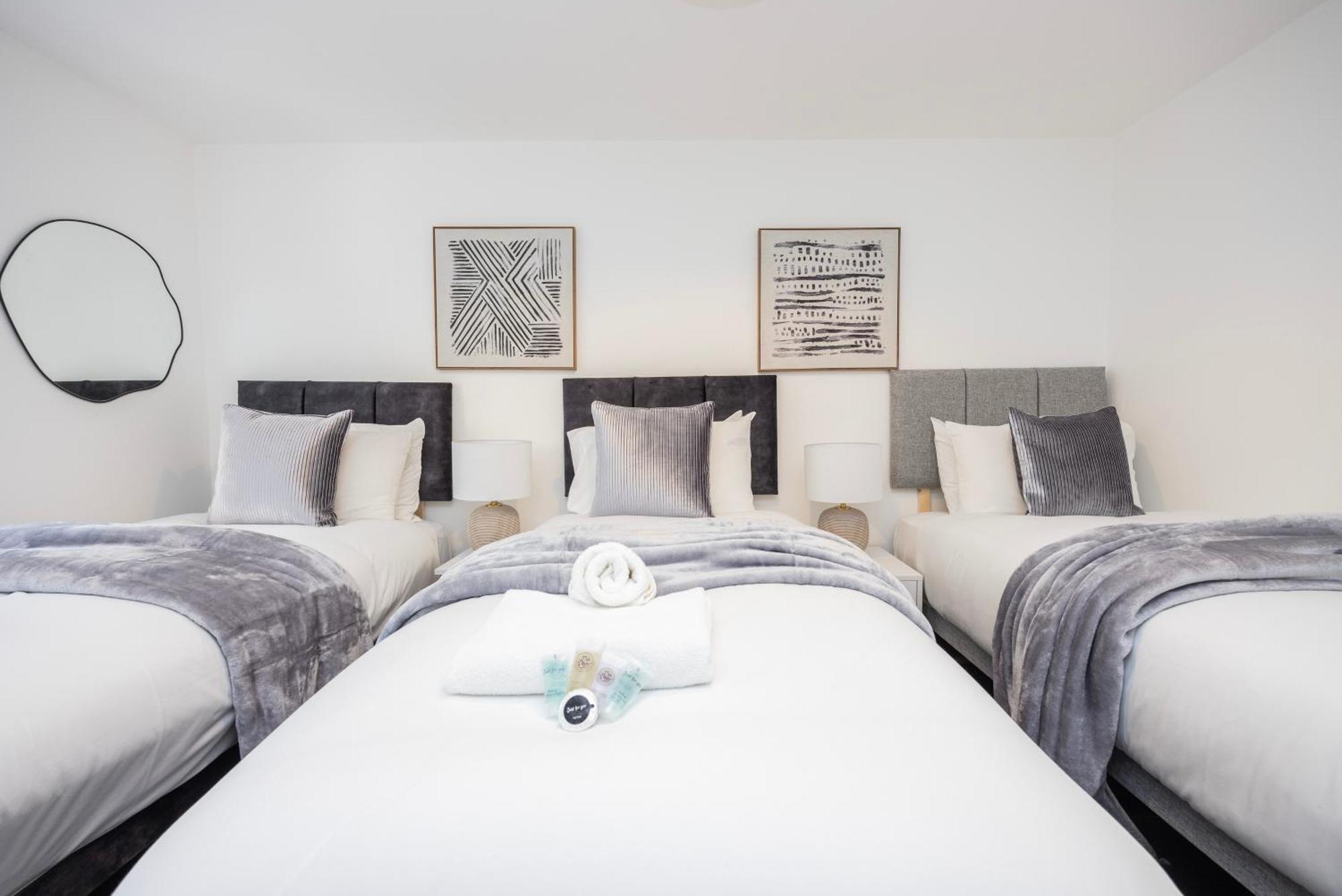 Block Of Apartments In Croydon ,Long Stays , Weekly & Monthly Offers , Contractors , Relocations , Leisure & Family Stays Extérieur photo