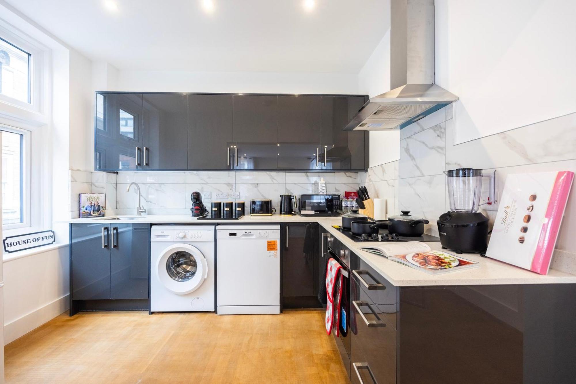 Block Of Apartments In Croydon ,Long Stays , Weekly & Monthly Offers , Contractors , Relocations , Leisure & Family Stays Extérieur photo
