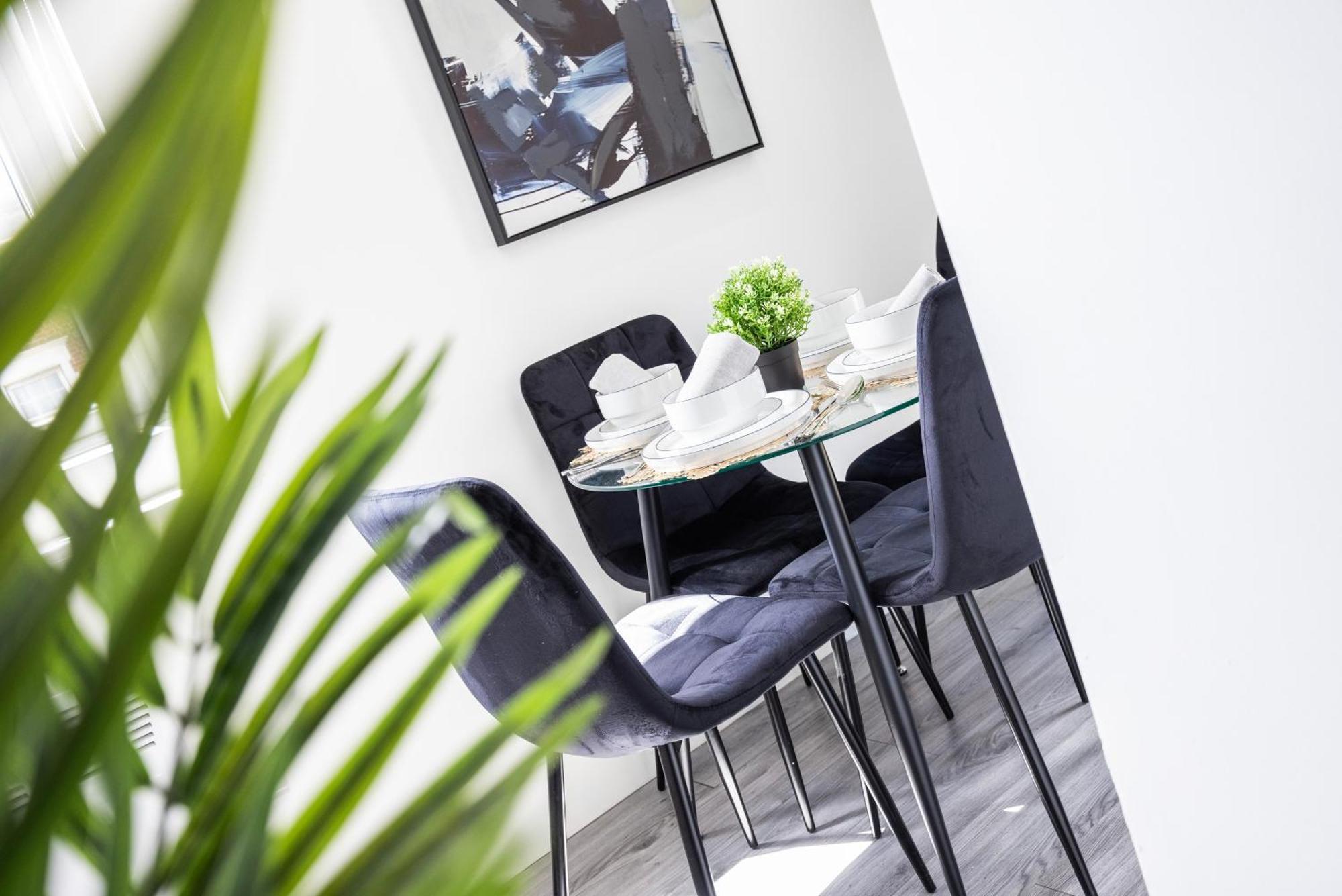Block Of Apartments In Croydon ,Long Stays , Weekly & Monthly Offers , Contractors , Relocations , Leisure & Family Stays Extérieur photo