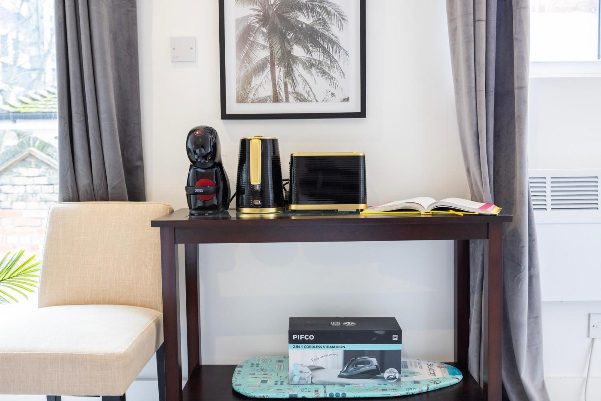 Block Of Apartments In Croydon ,Long Stays , Weekly & Monthly Offers , Contractors , Relocations , Leisure & Family Stays Extérieur photo